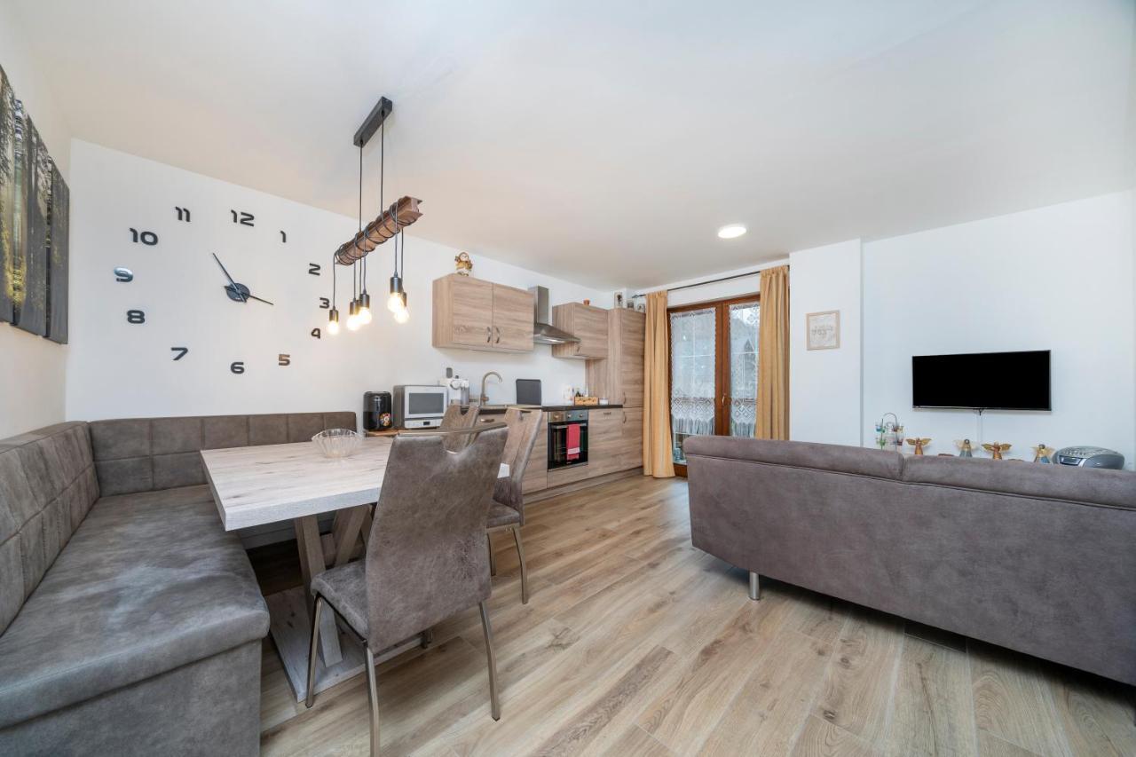 Apartamento Alpi Giulie Chey Camporosso  Exterior foto