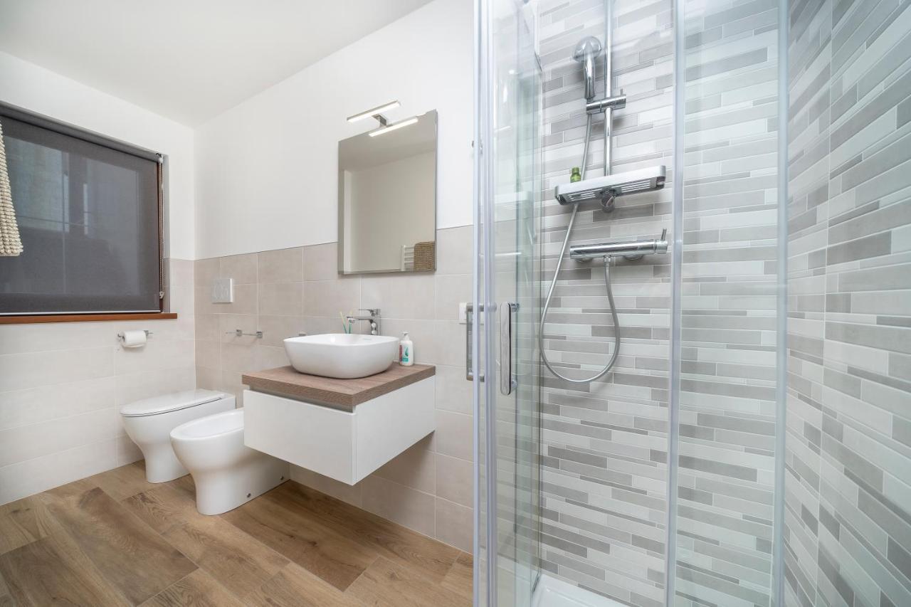 Apartamento Alpi Giulie Chey Camporosso  Exterior foto